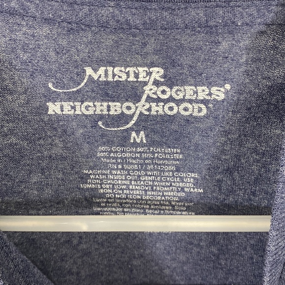 Mister Rogers T-Shirt Size Medium - Picture 3 of 4